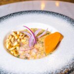 Ceviche de corvina con leche de tigre y sus cosicas